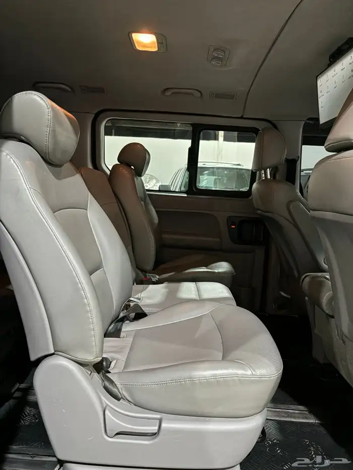 هونداي H-1 اتش ون 2021 ديزل ركاب 12راكب ماشي 88 الف ستاريكس 13