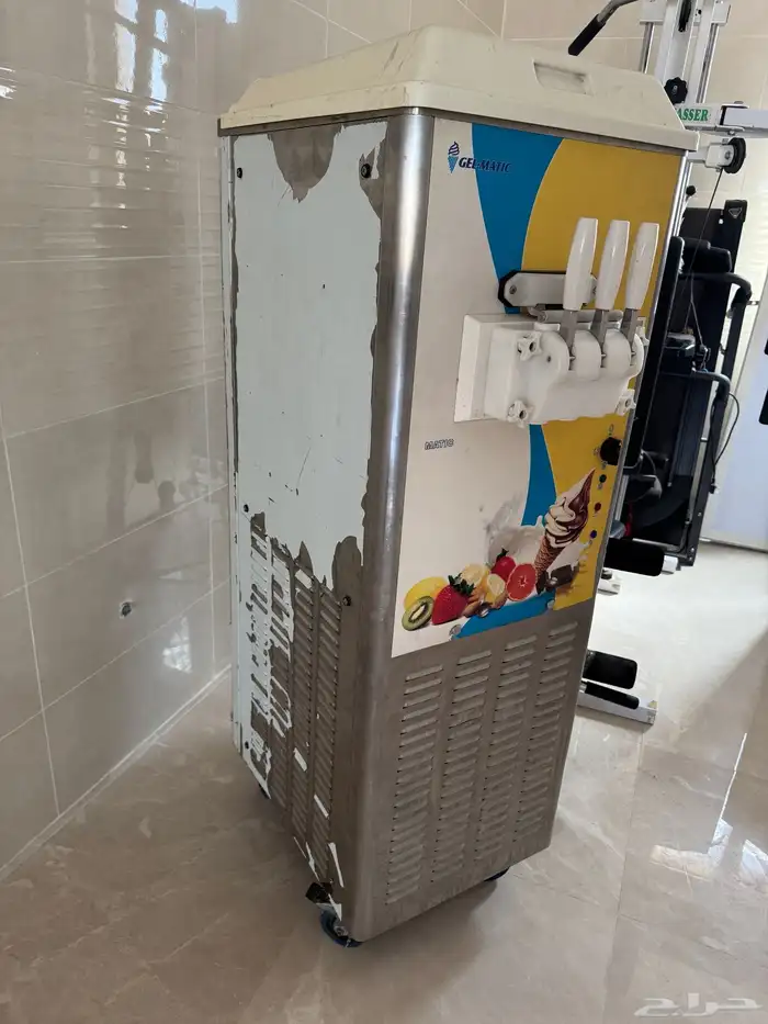 مكينه ايسكريم إيطالي جل ماتك شبه جديد 0