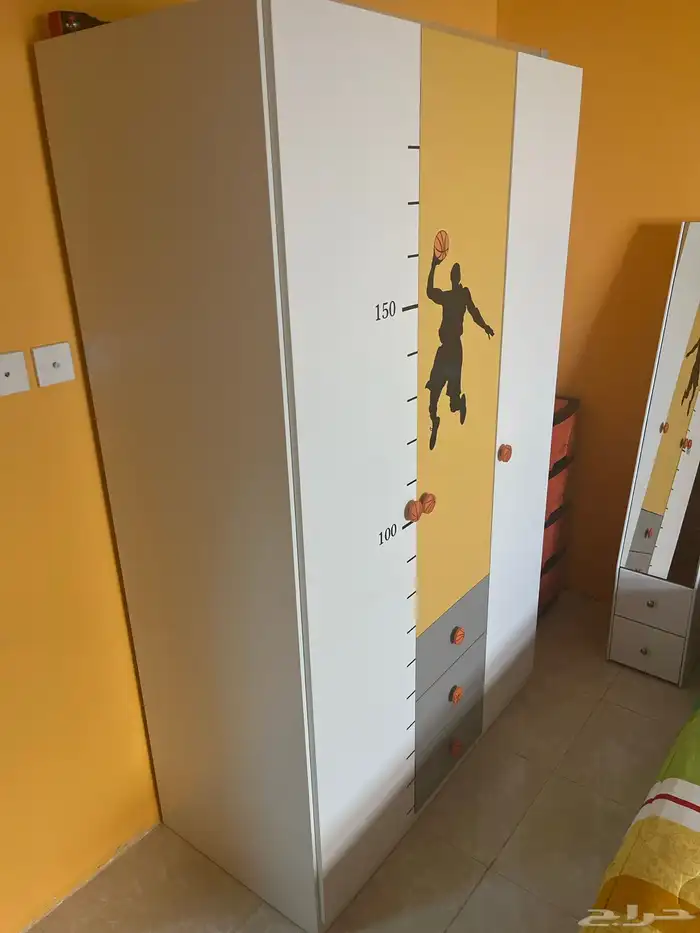 للبيع أثاث غرفة نوم حالة ممتازة جدا ونظيف هوم سنتر 1