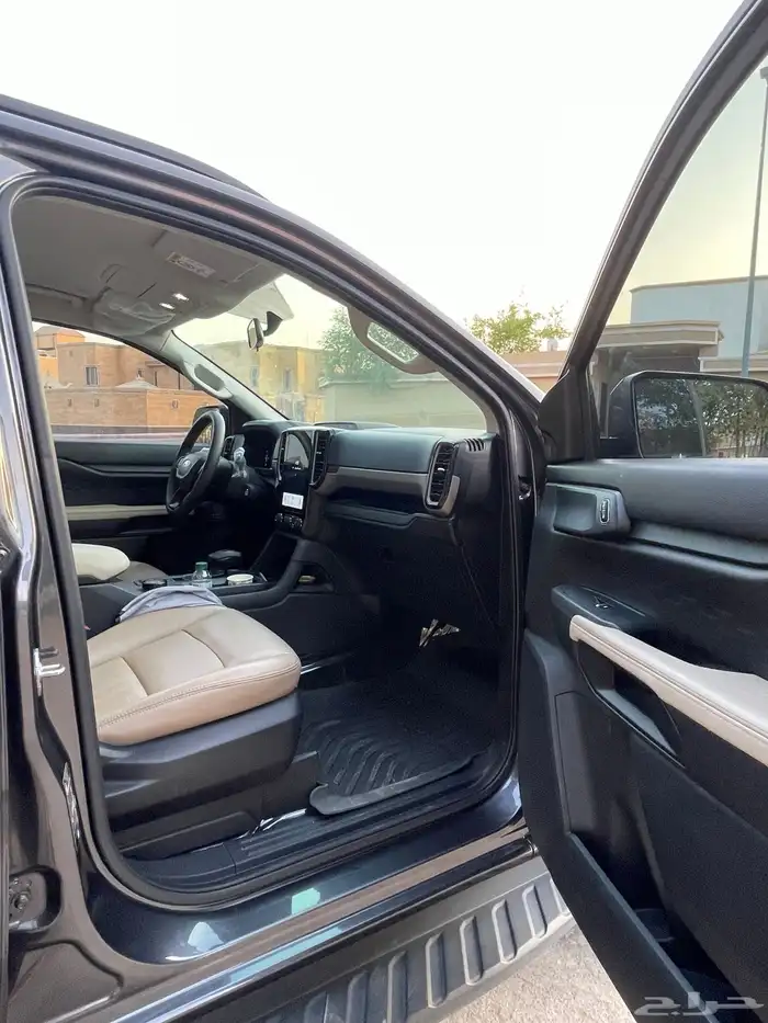 فورد ايفرست 21