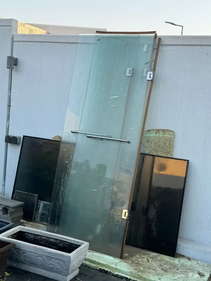 بقايا عمار بلاط وزجاج وهوز مويه 0