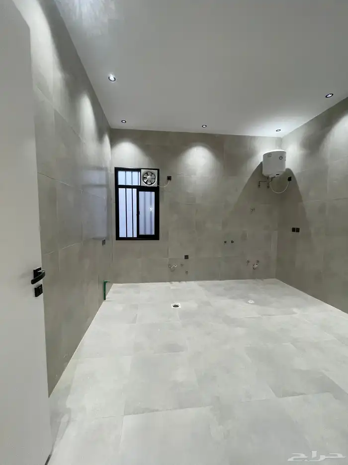 للبيع شقق علويه 6 غرف بسطح خاص ومصعد جاهز 520 الف باالمحاله 8