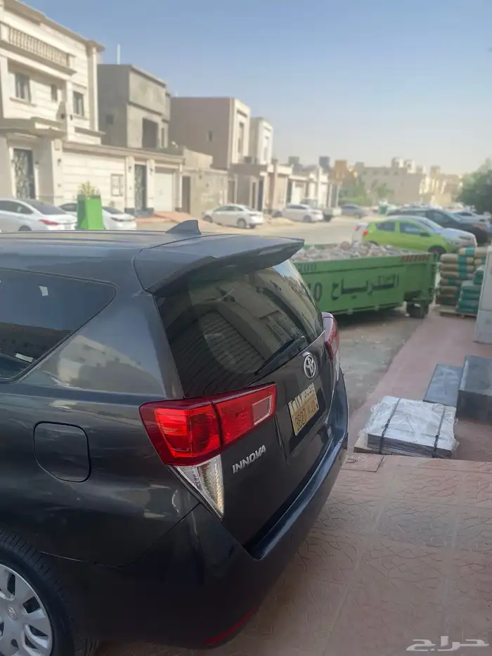 تايوتا انوفا 2018 مالك اول نظيفة جدا 3