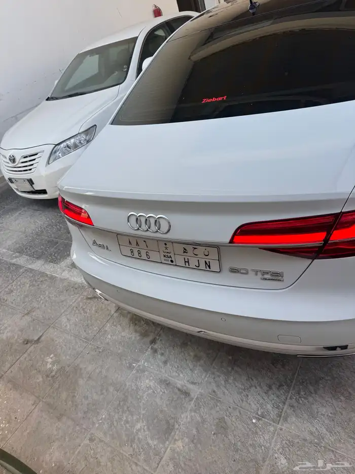 اودي A8 2016 للبيع اعلي فئة بحالة الوكالة 10
