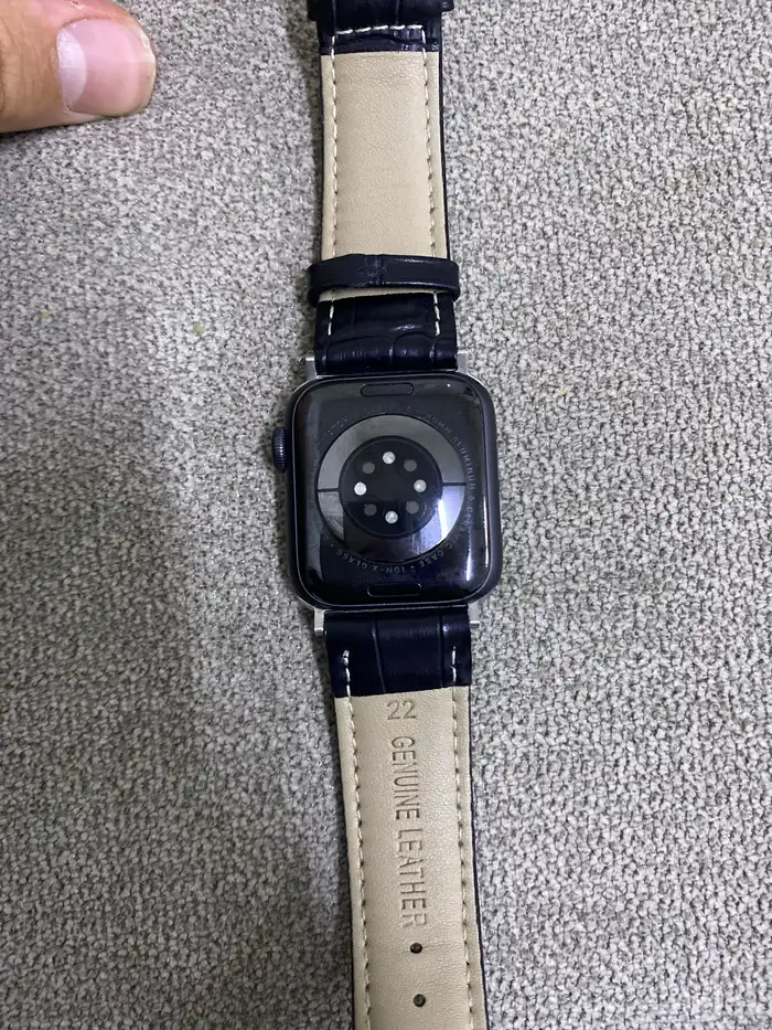 ساعة ابل الجيل 6 2