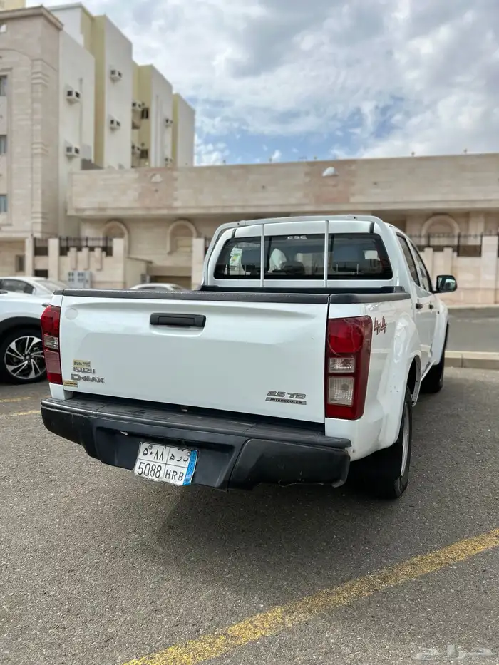 للبيع ايسوزو غمارتين ديزل 2020 دبل 4