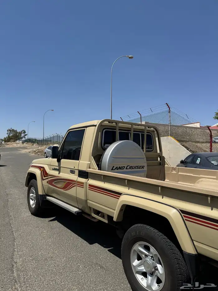 2013 بريمي دفعة ثانية ممشى 415 قابل الزيادة كل اموره شرط. 8