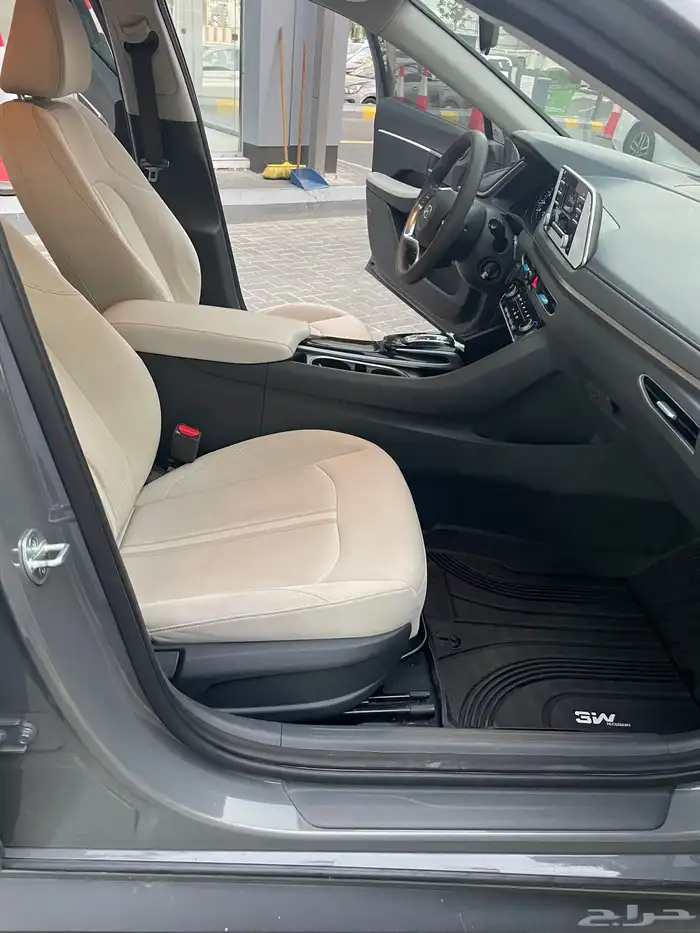 سوناتا 2020 ماشيه 139 الف فقط (تم البيع) 29