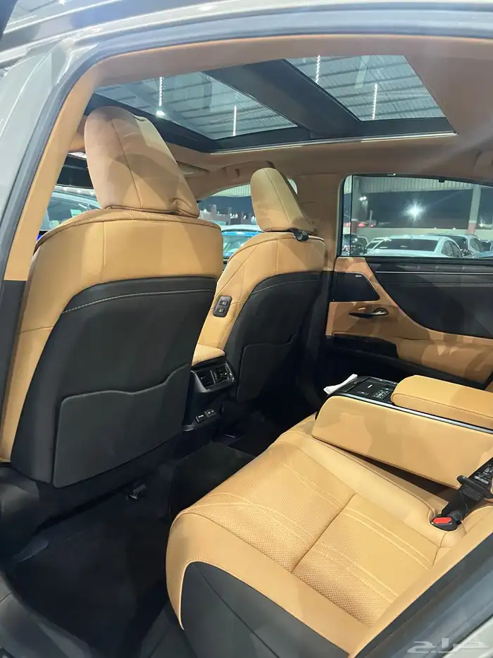 لكزس ES350 DD 2024 اعلى فئه شبه جديد ( عبداللطيف جميل ) 8