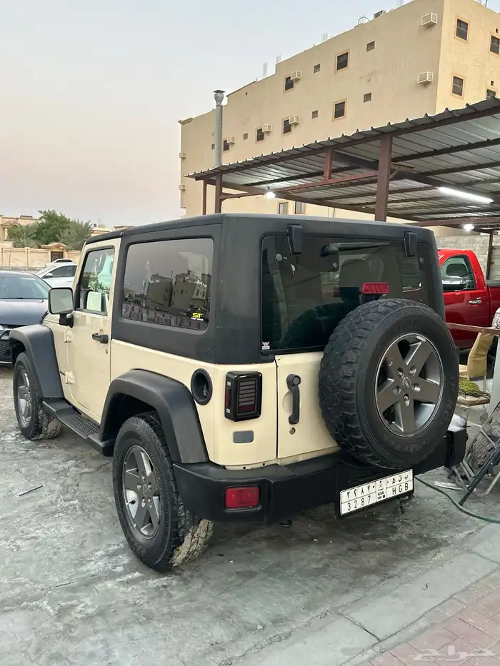 جيب رانجلر مديل 2011 3