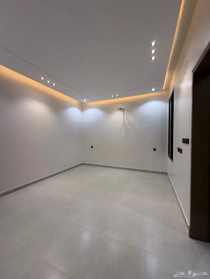 للبيع شقق سكنية بمداخل مستقله بحوش بسعر مناسب 520 الف 19