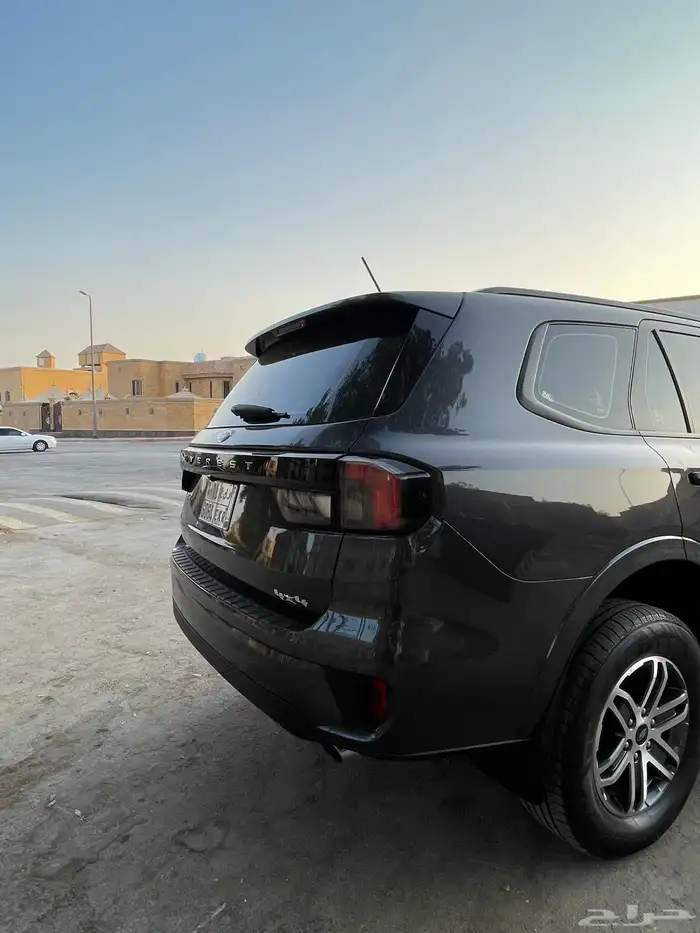 فورد ايفرست 13