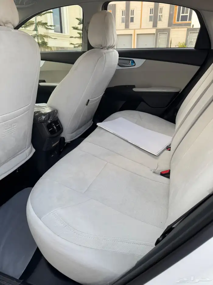 للتنازل أو التقبيل كيا سيراتو مخزن 2024 استاندر 12