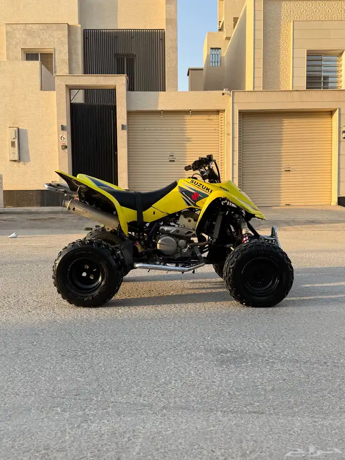 دباب Z400 0