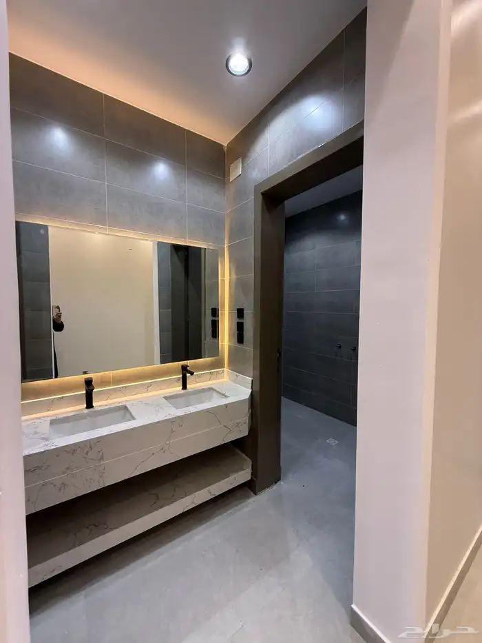 للبيع شقق سكنية بمداخل مستقله بحوش بسعر مناسب 520 الف 14