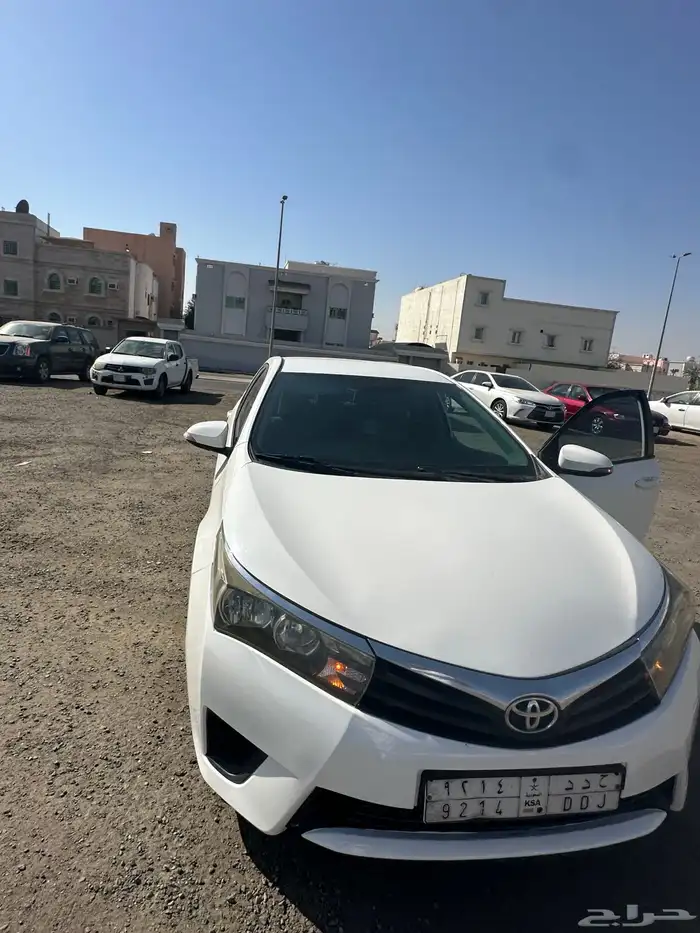 كورولا 2014 Corolla Toyota 5