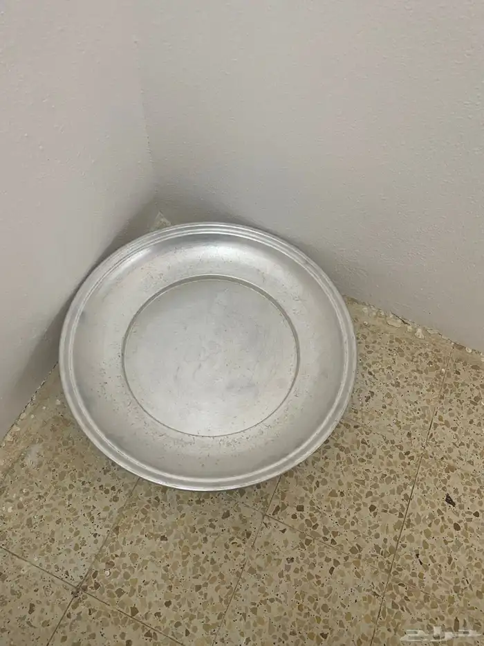 صحن مع غطا 1