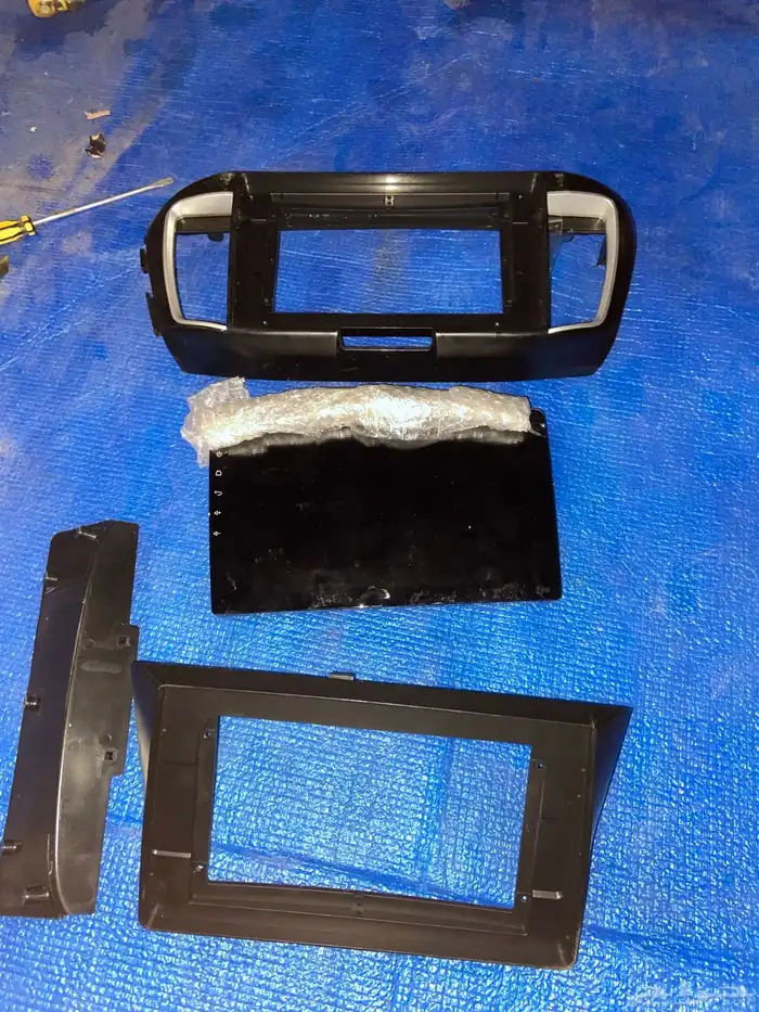 شاشه اكورد مع ديكور وسلك 3