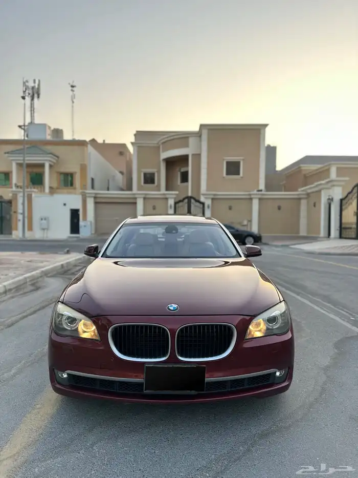 بي ام دبليو الفئة السابعة 2010 5