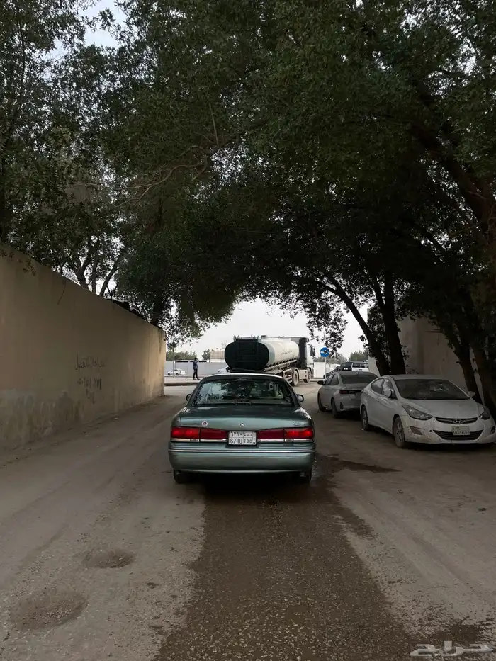 فورد فكتوريا 18