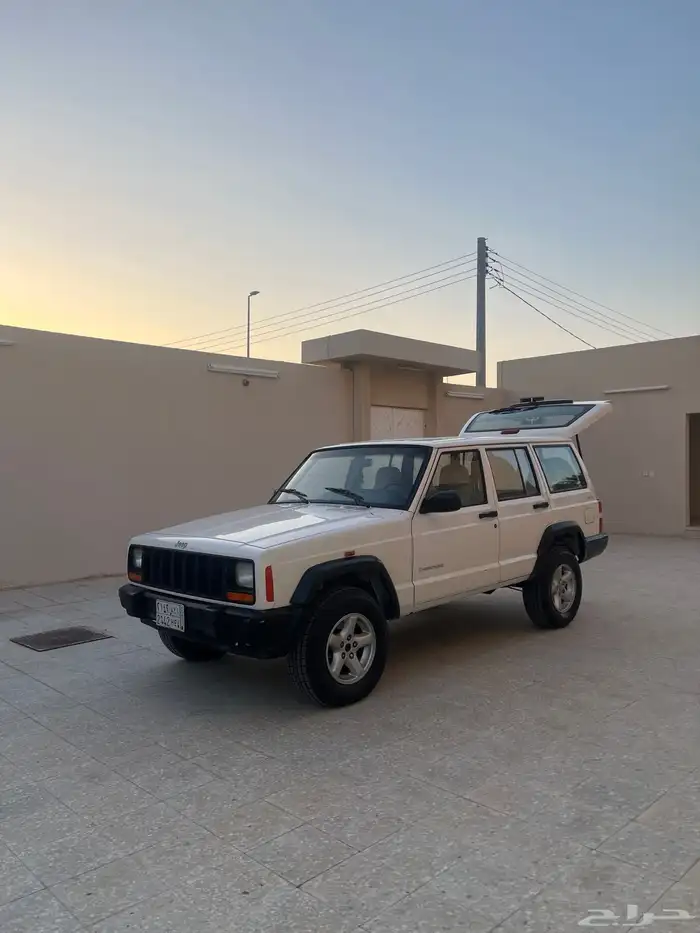 جيب شروكي موديل 2000 0
