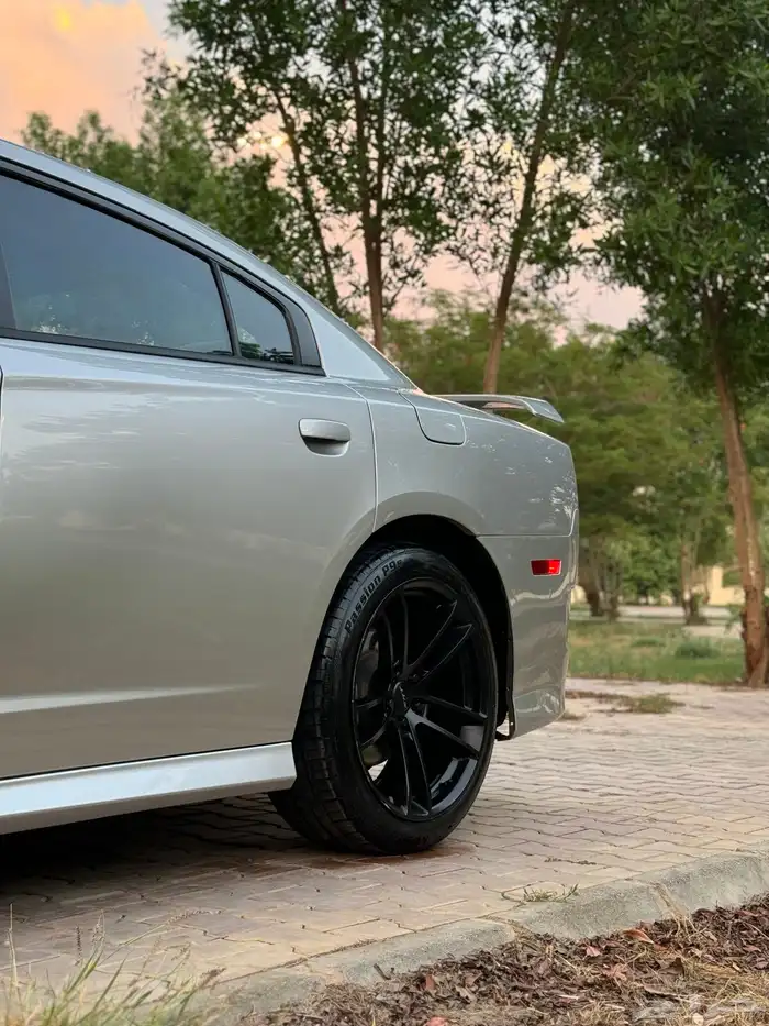 دودج تشارجر RT 2012 27