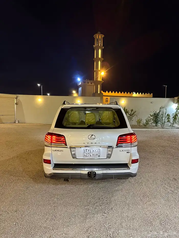 لكزس بريمي فل كامل 9