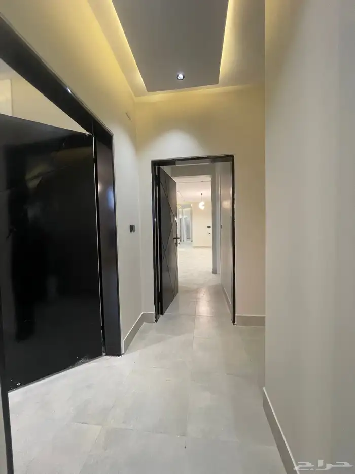 للبيع شقق علويه 6 غرف بسطح خاص ومصعد جاهز 520 الف باالمحاله 2