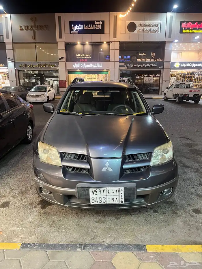 موستبيشي 2006 3