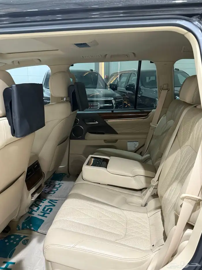 لكزس LX.570.DD.2020 بلاك أديشن 6