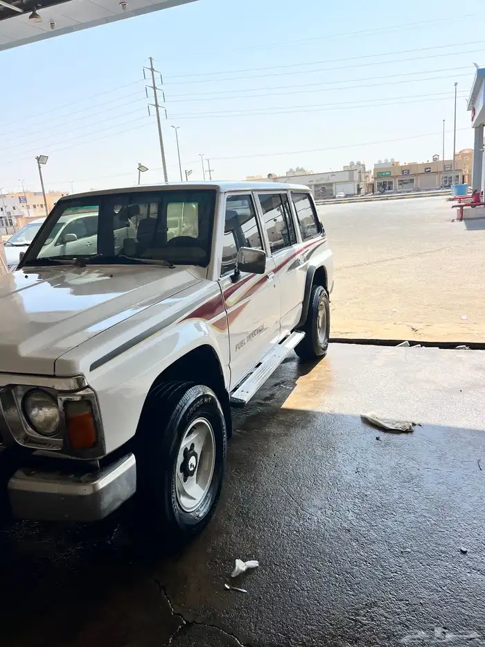 جيب سفاري مديل 1990 2