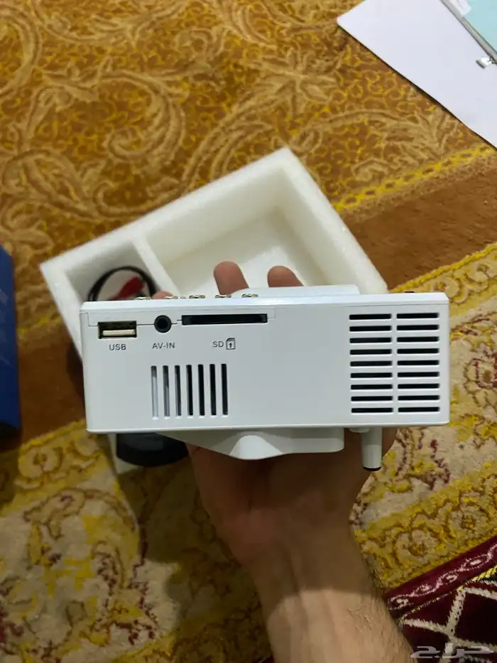 جهاز بروجكتر صغير 1