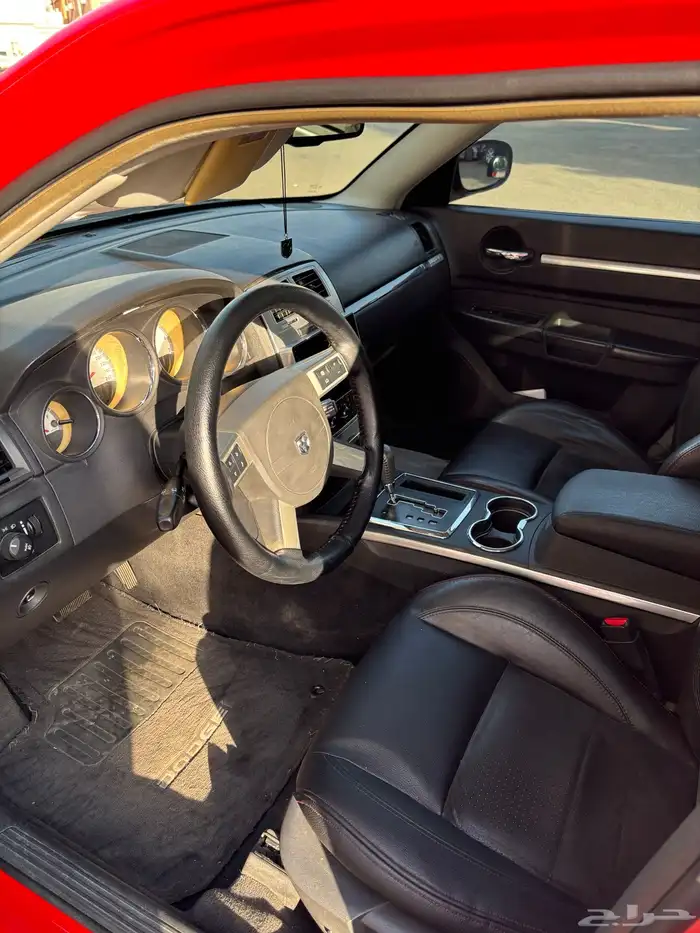 دودج تشارجر RT Hemi 4