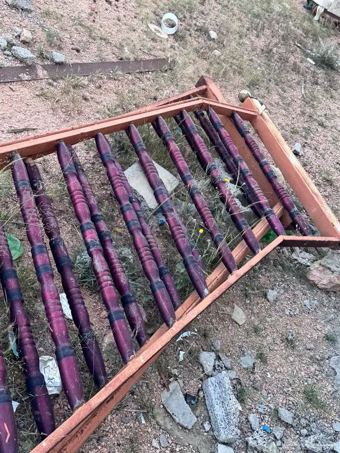 سلم درج دربزين درج حديد وباب حديد 0