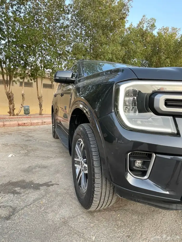 فورد ايفرست 18