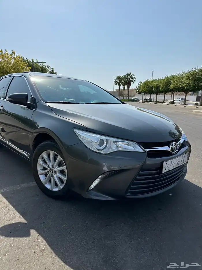 كامري 2017 GLX تم البيع 1