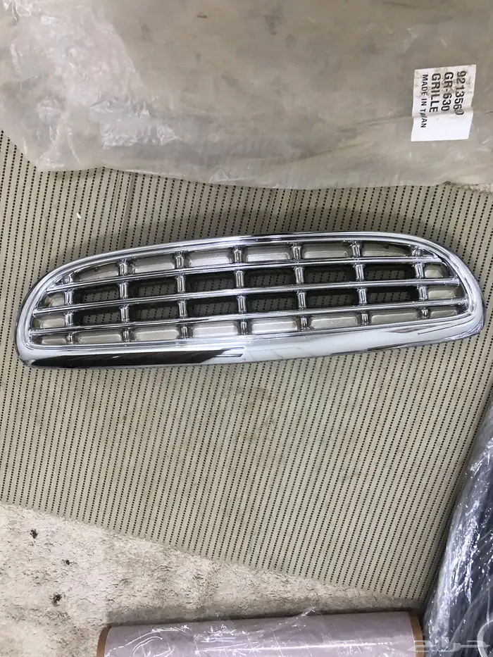 شبك أمامي كابريس رويال 2000-2003 1