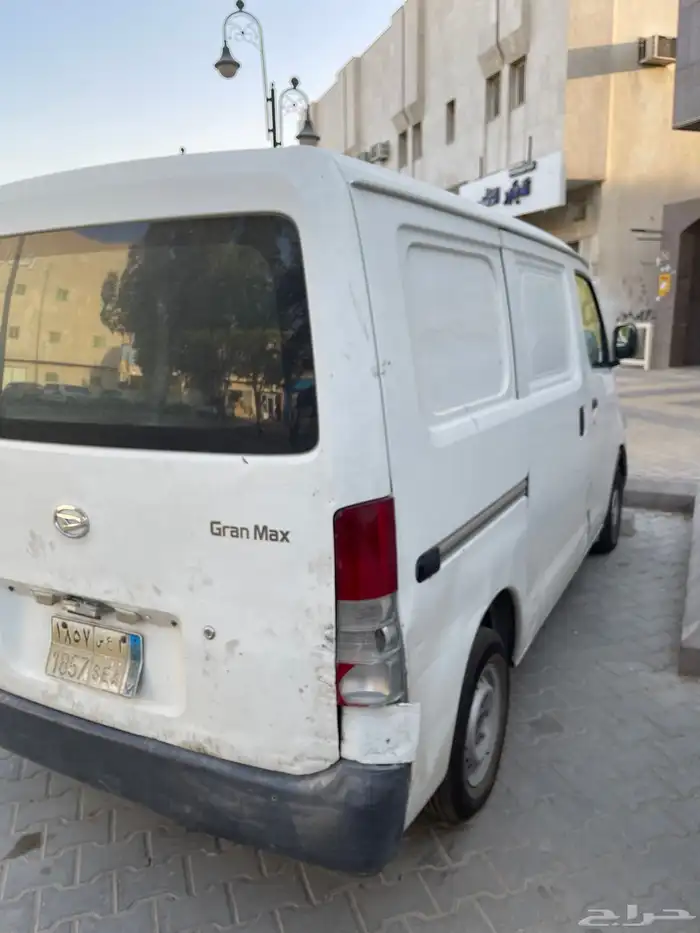 ديهاتسو دباب 2010 4