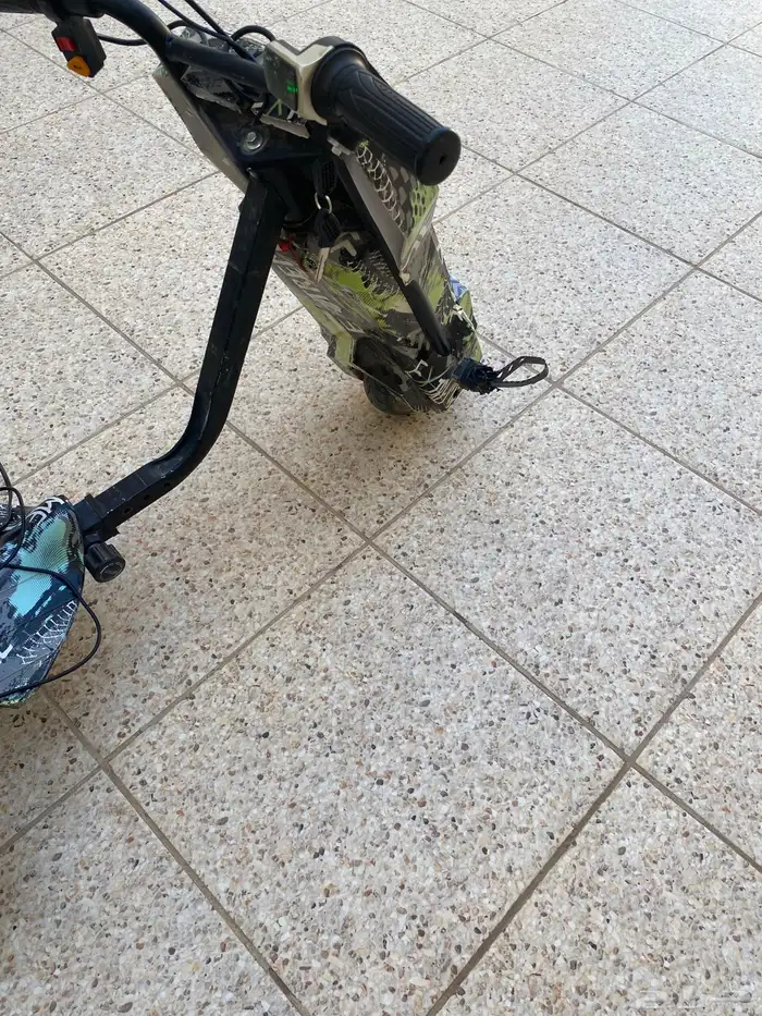 للبيع سكوتر درفت ممتازه لها معي اربع سنوات 5