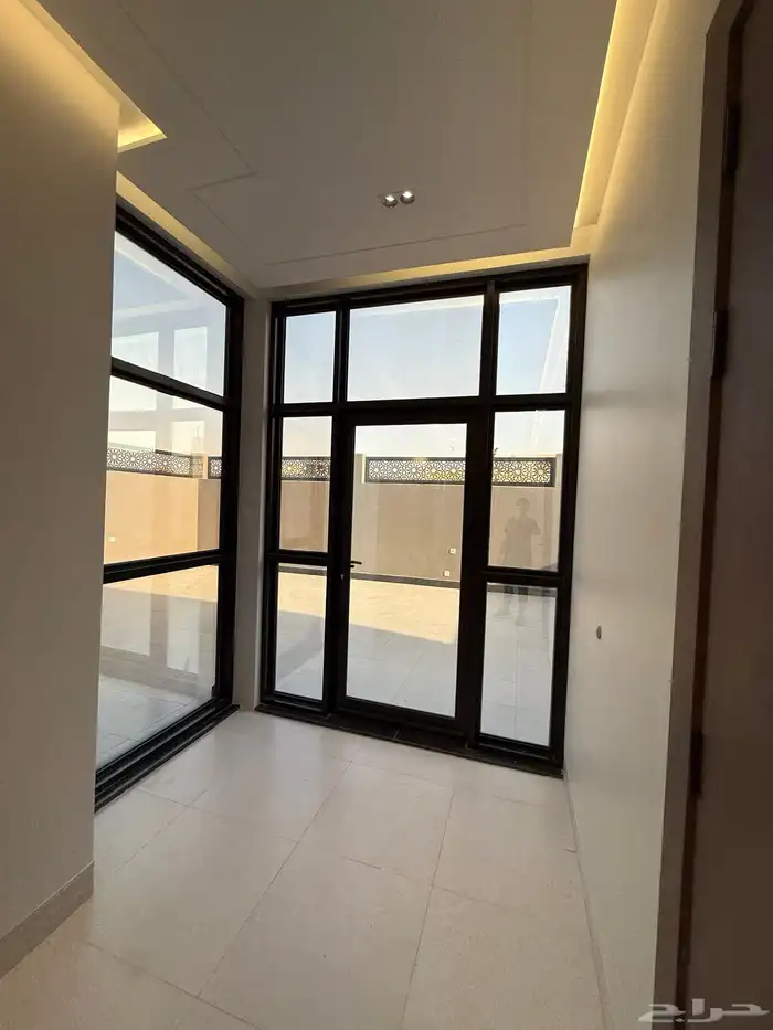 ملحق للبيع بسطح خاص في الشوقية ام الكتاد تشطيبات مودرن 1