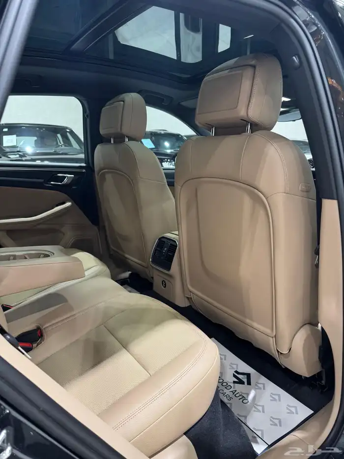 بورش ماكان موديل 2024 فل كامل جديد 10