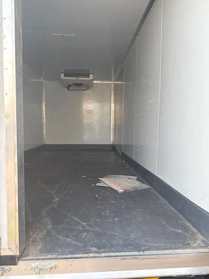 ايسوزو دينه ثلاجة للبيع 2024 5متر 9