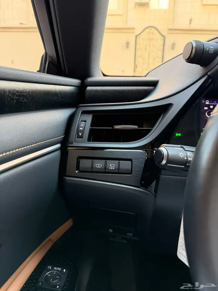 لكزس ES350 سعودي CC 32