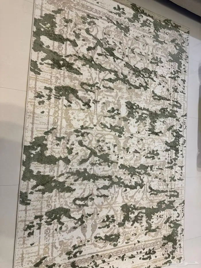 سجادة مقاس 150x230 بحالة جيدة 0