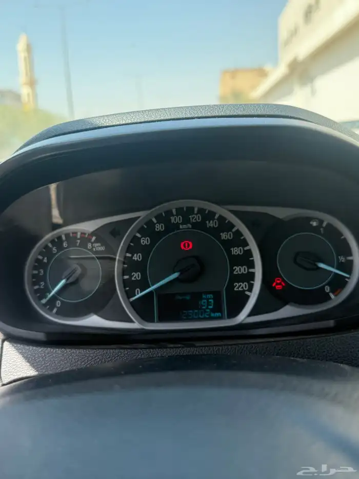 فورد فيجو 2018 12