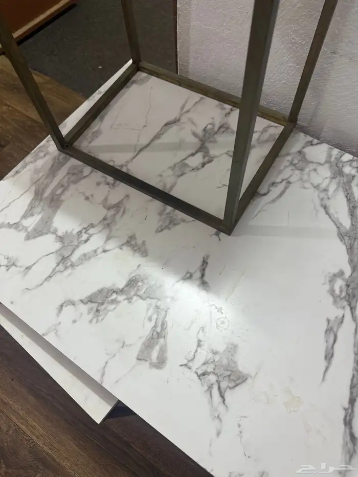 مكتب وطاوله مجلس للبيع 1