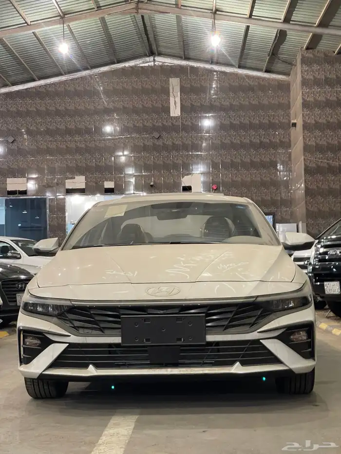 هونداي- إلنترا-2025-كمفورت- بطاقة جمركية- أصفار- بنزين 1