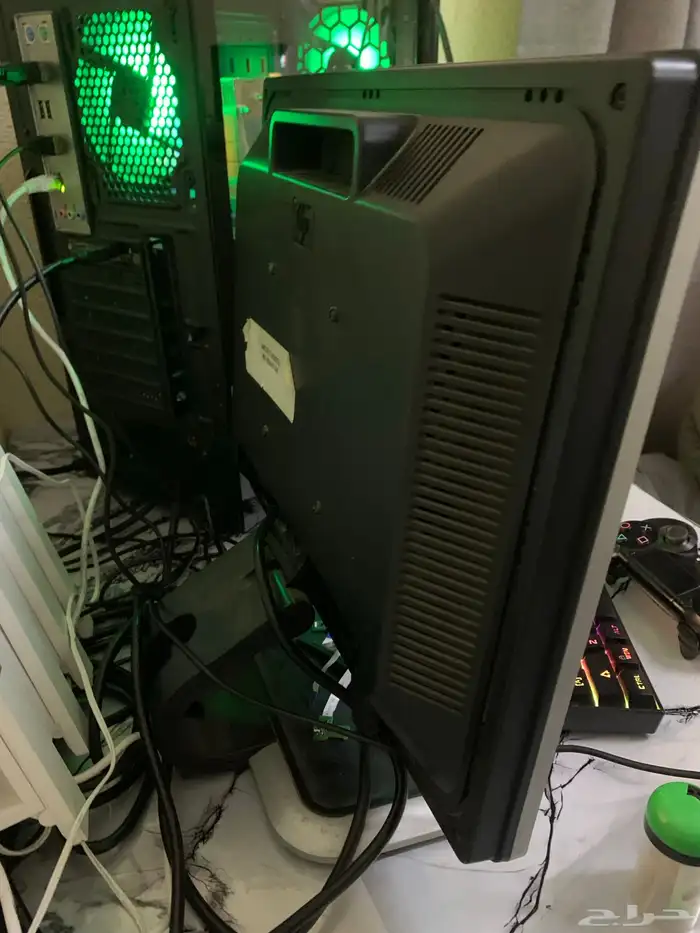 شاشه قيمنق 1