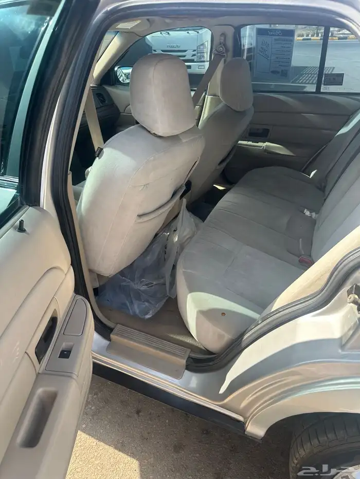 فورد فاكتوريا توكيلات الجزيرة 2009 6