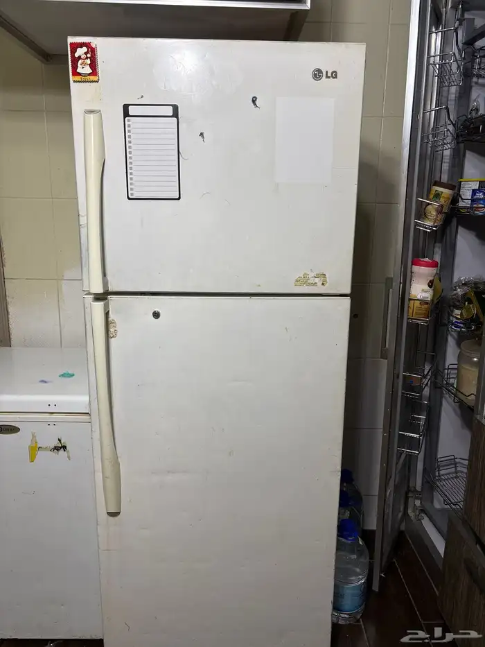 اثاث ل بيع وثلاجه ودواليب ورفوف ونجف و أسره 9